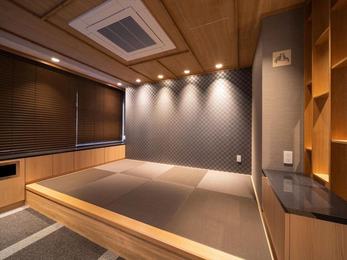 Super Hotel Premier Saitama Higashiguchi Exterior photo